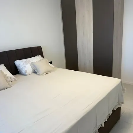 Gv 2 With Sea View And Jacuzzi Διαμέρισμα Μακάρσκα
